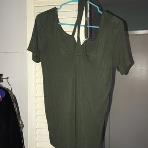 Women’s green shirt with straps
